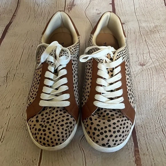 TORRID | Faux Leather Sneaker (WW) | Size 11W - Picture 6 of 9